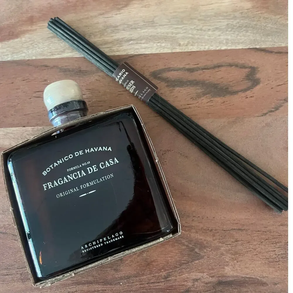 New Archipelago Botanical Botanico de Havana reed diffuser bottle fragrance oil